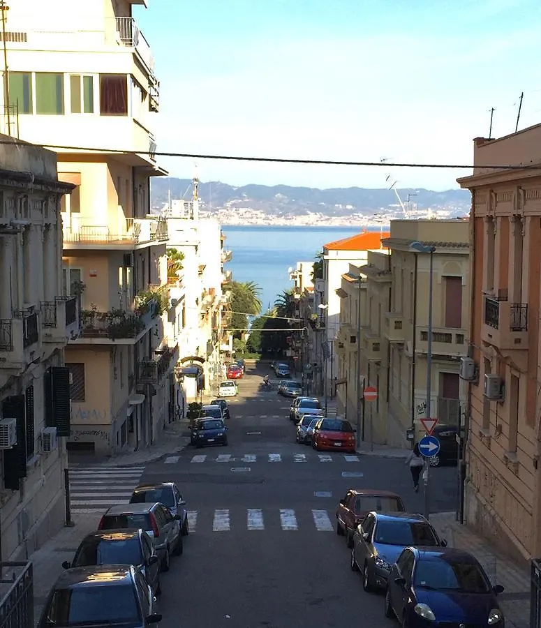 Deluxe B&B Centrocitta Reggio Calabria 3*,  Italia