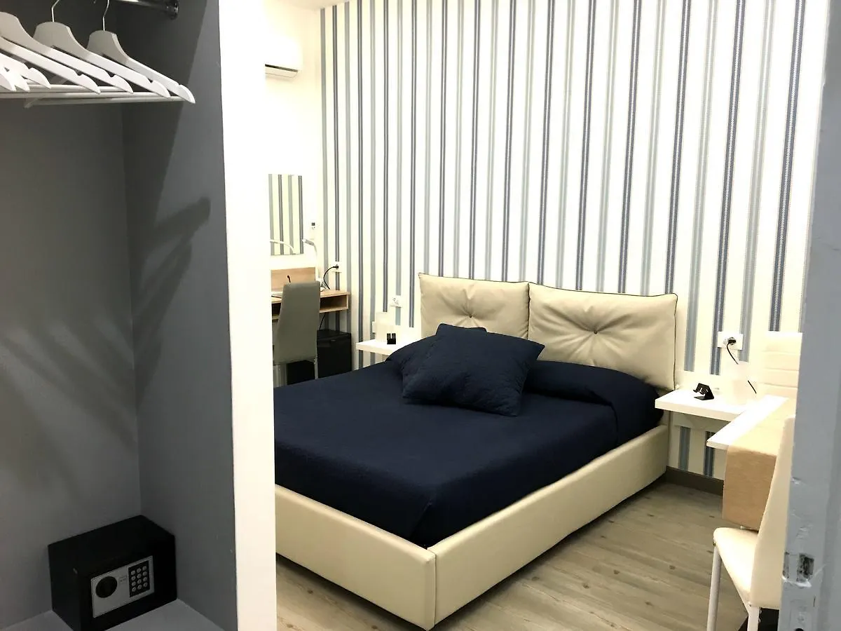 Deluxe B&B Centrocitta Reggio Calabria 3*,